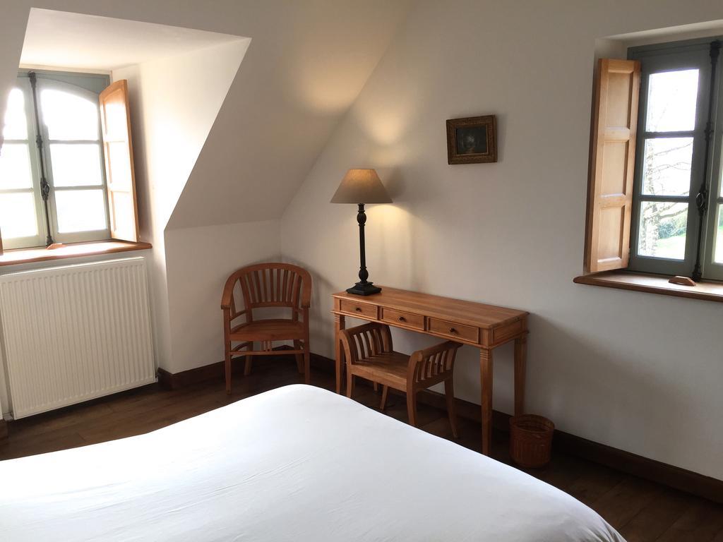 Le Domaine De Belleville Dragey Room photo
